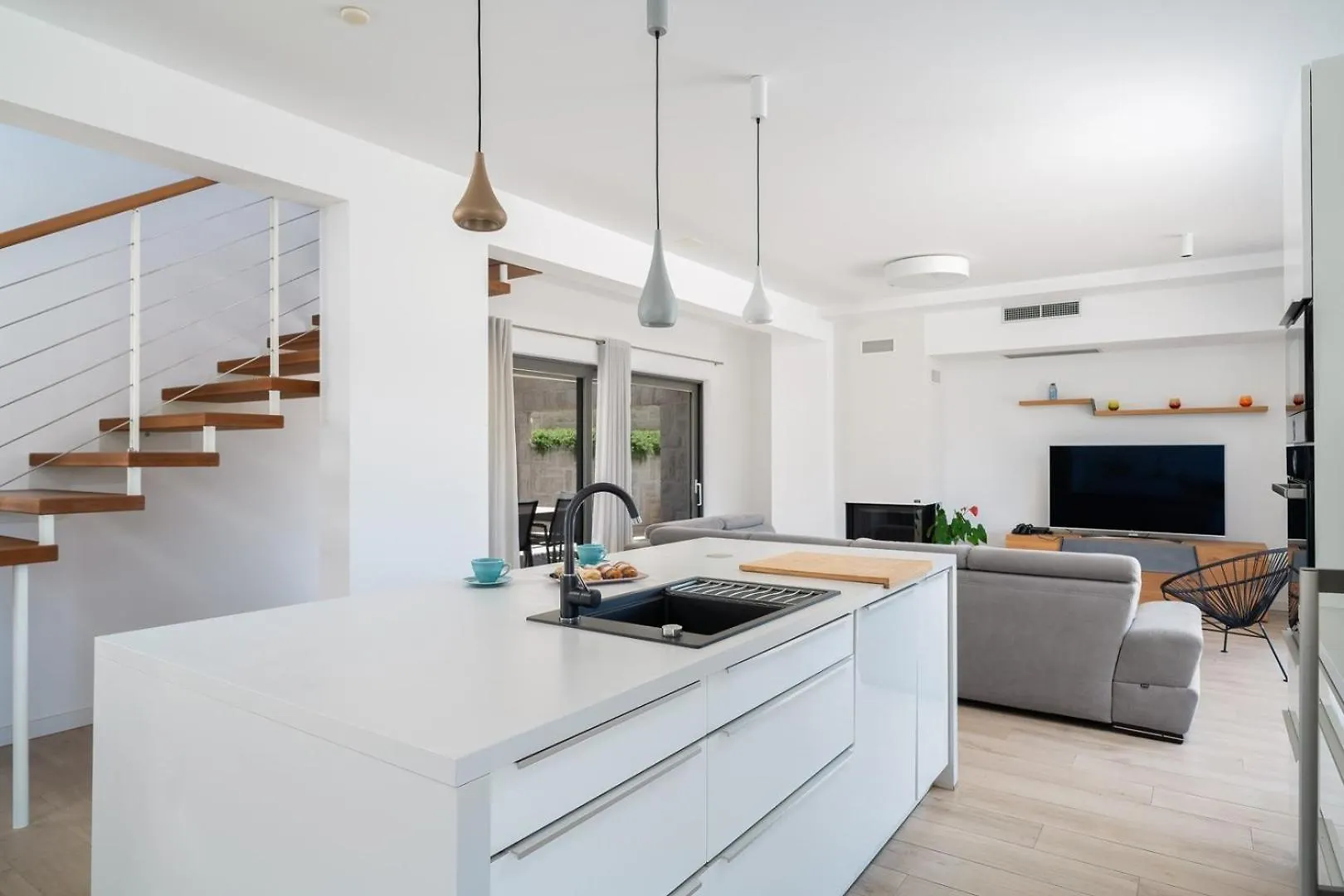 New! Villa Paloma Blanca 4-Bedroom Villa With Sea Views Seget Vranjica