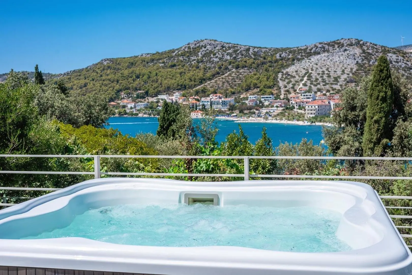 New! Villa Paloma Blanca 4-Bedroom Villa With Sea Views Seget Vranjica Croatia