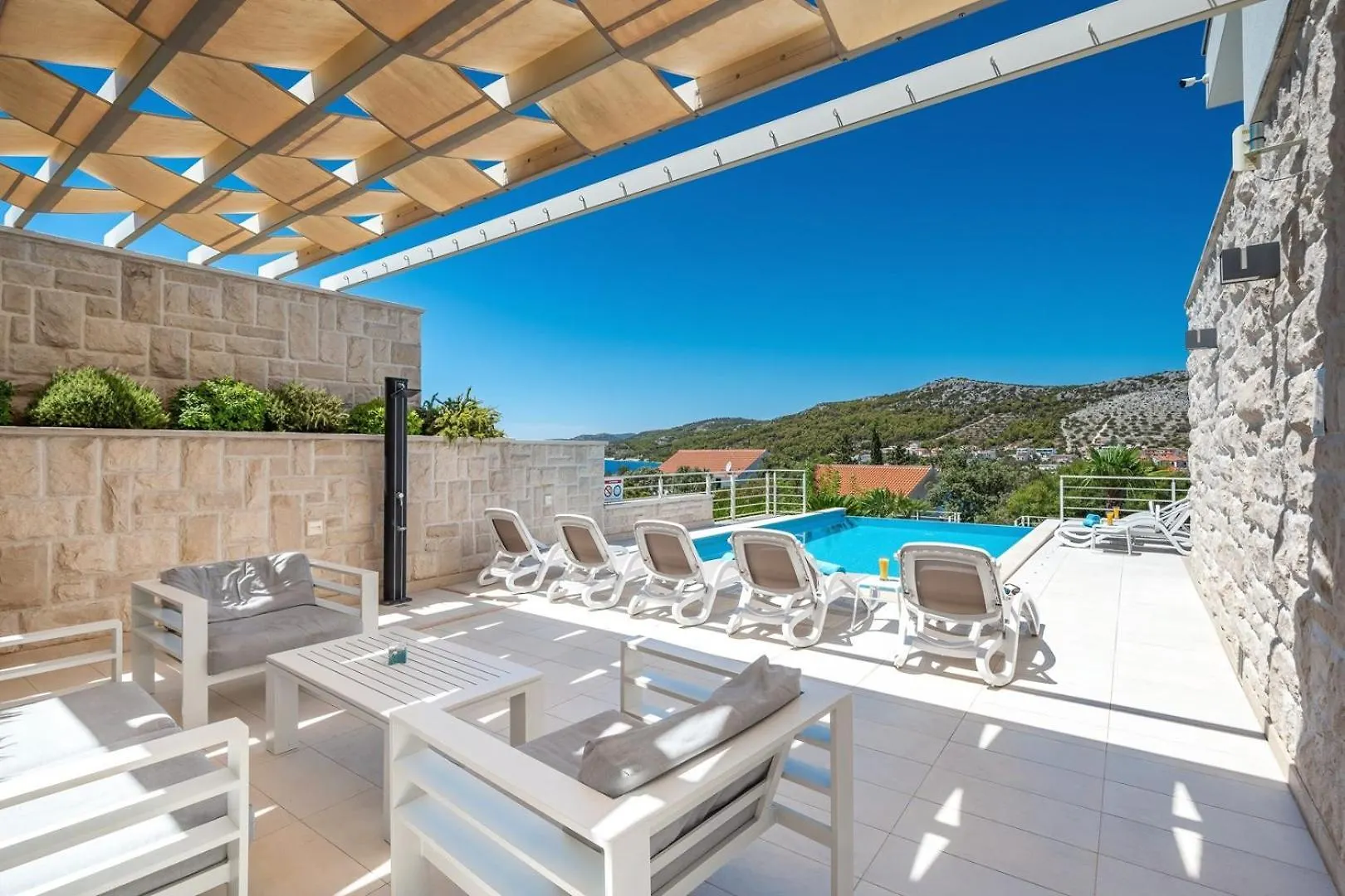 New! Villa Paloma Blanca 4-Bedroom Villa With Sea Views Seget Vranjica 0*,